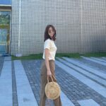 @via_no_ (Bomi Kim) - Has about 15000 followers on her Instagram - Has been running a market on her blog for about 10 years - Has been making clothes and selling through the blog market and Instagram