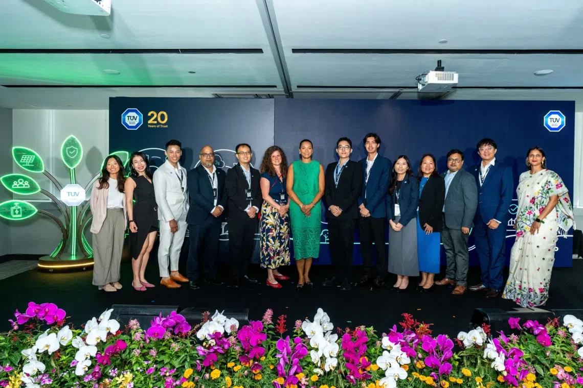 TÜV SÜD’s team supporting the new Global Decarbonisation Centre of Excellence in Singapore.