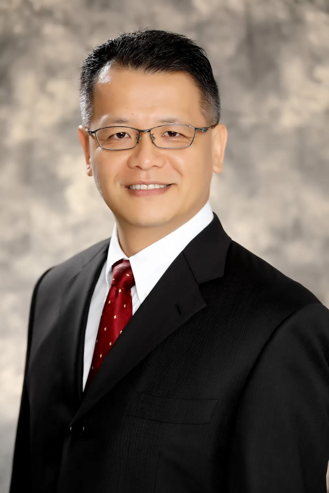 MNCs growing in Singapore are creating opportunities for local talent to take on leadership roles. Singaporean Steven Goh leads Rockwell Automation’s Singapore manufacturing operations and Asia Pacific Business Centre.