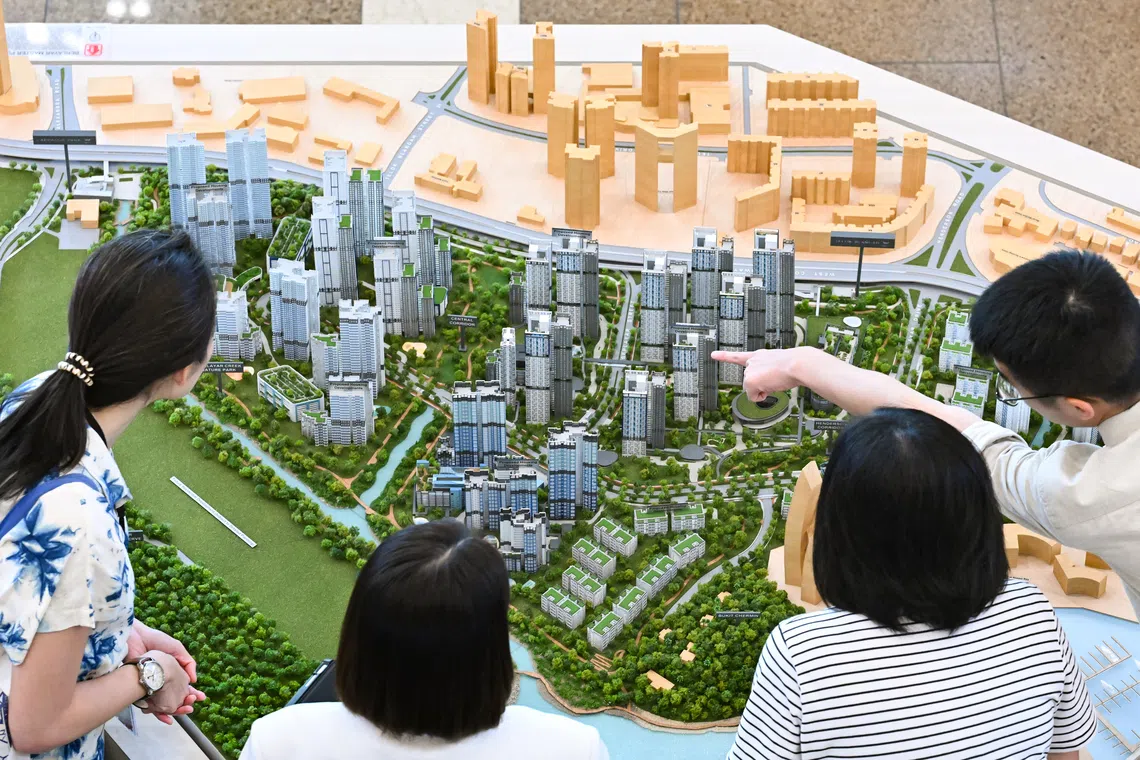 Affordable housing is being built in the new Berlayar public housing estates.